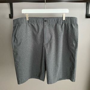 Mens Shorts NWOT 